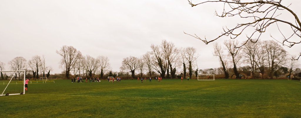 smilerhopper's tweet photo. #groundhopping #northyorkshire #selbydistrict at @Read_School 1st ever game held here for @AFCHowden (8th) v @BridRovers ladies (6th) in the @EastRidingFA girls div 2 KO 1357 #shehertoo Game number 205 #newgroundalert #treedown #stormy great setting for sports #triplegamesunday https://t.co/9QRiixxyN1