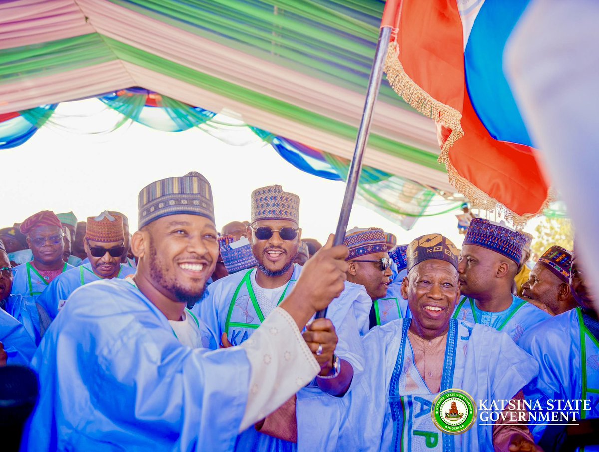Miqdad_Jnr's tweet photo. Today marked a significant milestone in my political journey as I received the official flag as the APC (Katsina LG) flag bearer for the upcoming local government elections in Katsina State. This honor was presented to me by the APC National Chairman, Dr. Abdullahi Umar Ganduje, and the Executive Governor of Katsina State, Malam Dikko Umaru Radda.

I am truly grateful for the incredible support and encouragement I have received from everyone. As I prepare to campaign throughout all 12 political wards of Katsina local government, I am motivated and excited to connect with the community and share my vision for our future.