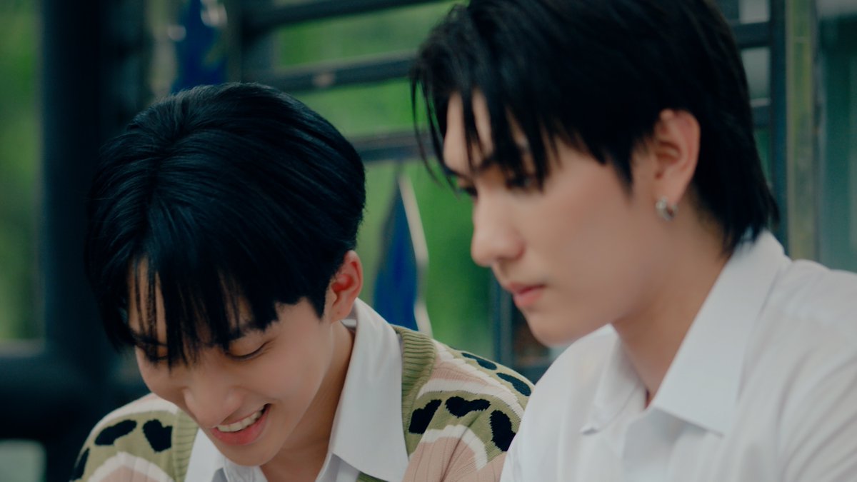 แกล้งเขาเราเขิน😳😳

TBNW EPISODE FOUR 

#TheBoyNextWorldEP4
#Noeulnuttarat #BossNoeul