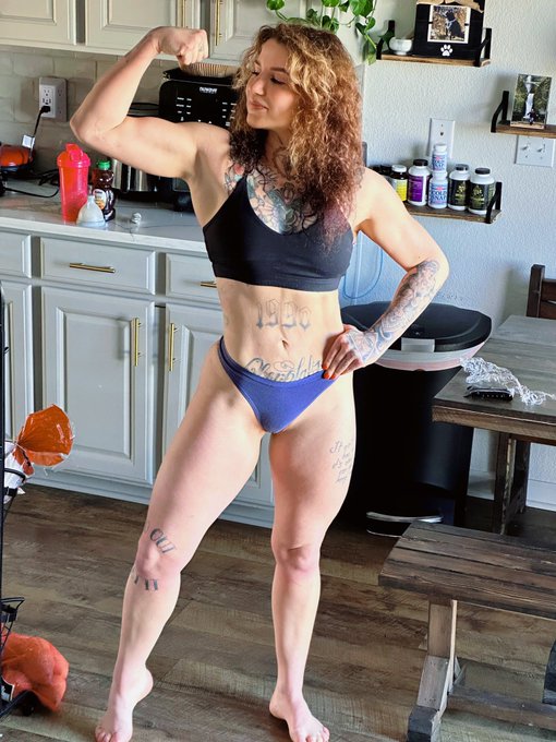Katharina Lehner - Too much or right amount? https://t.co/BReQD4ePgD