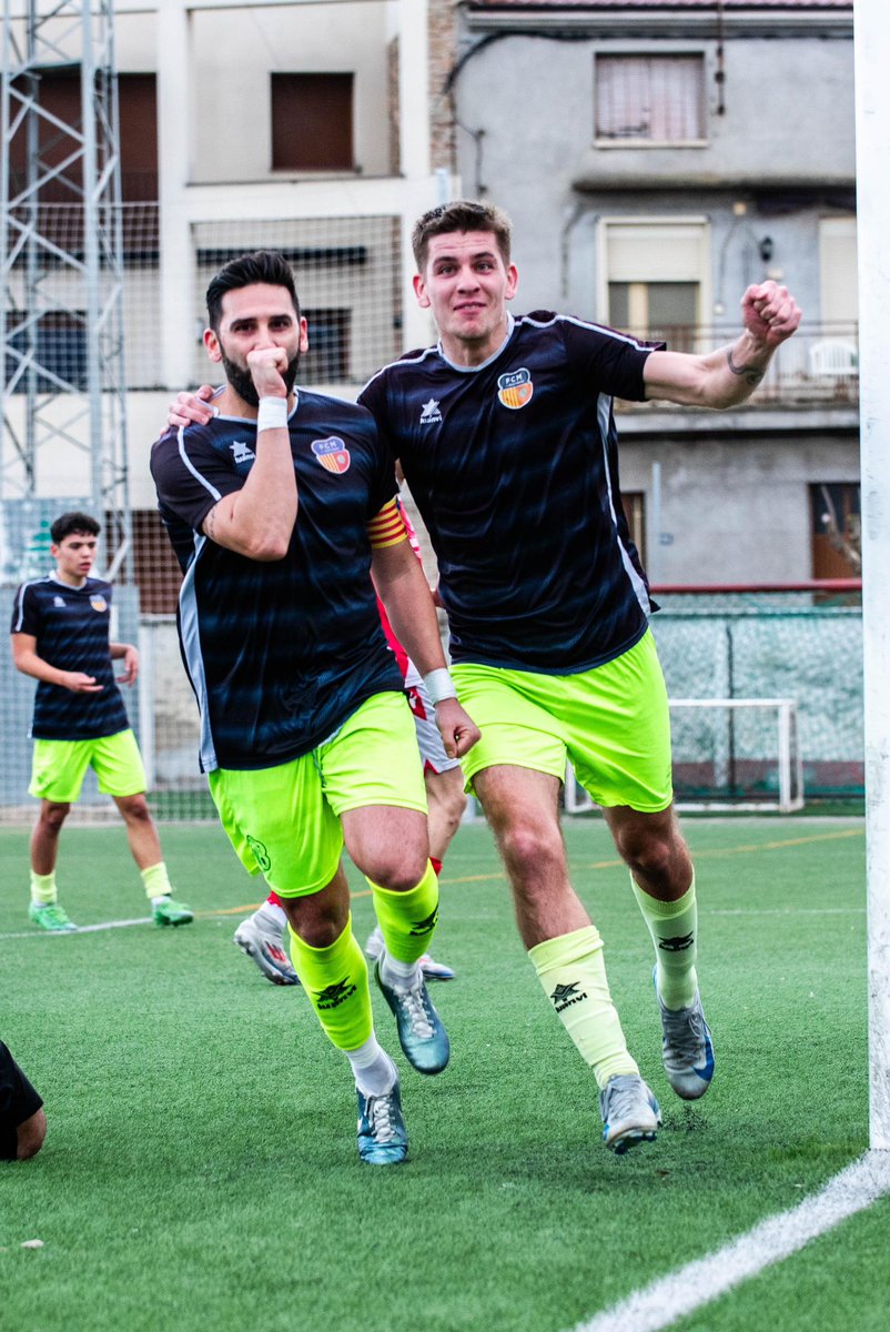 martinenc's tweet photo. ⏱ FINAL!
🔴 @CEArtesaSegre 0-3 #FCMartinenc
⚽ Pitu (p), Suárez i Elhadji
📌 Guanyem en el desplaçament a terres lleidatanes i consolidem el lideratge a #1cat2!
🔜 Setmana vinent, rebem el @cfbalaguer, l’únic equip amb qui hem perdut aquest curs
#SomMartinenc #futbolcat https://t.co/sTbY0k84Pm