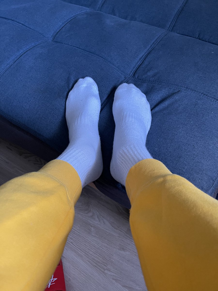 Content from rebeufeetlover