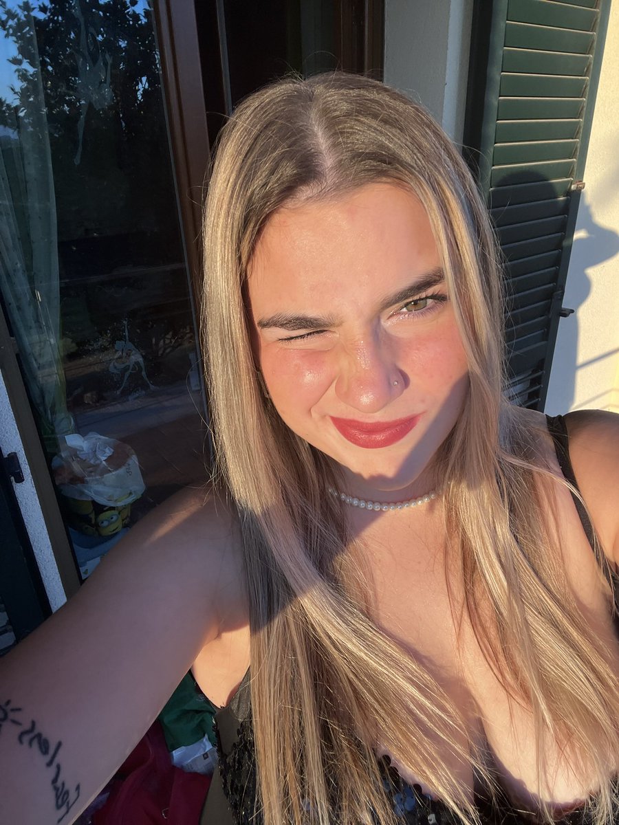 and 🪩 kiss all the time tweet media