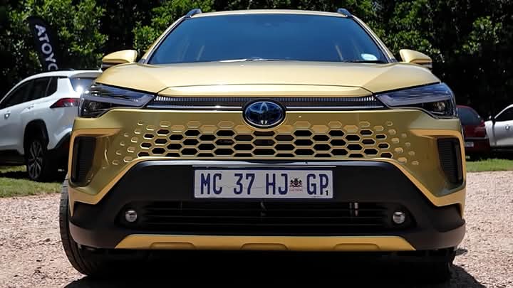 Mitransi1's tweet photo. The New Toyota Corolla Cross

Finance with all the major banks. 
Requirements:
* ID
* Valid Driver's License
* Earning at least R8500 per month
*Good Credit Profile and credit score . 
WhatsApp 071 788 6622 
  #carforsale #KeaDrive #cars https://t.co/EJ84bvvFrN