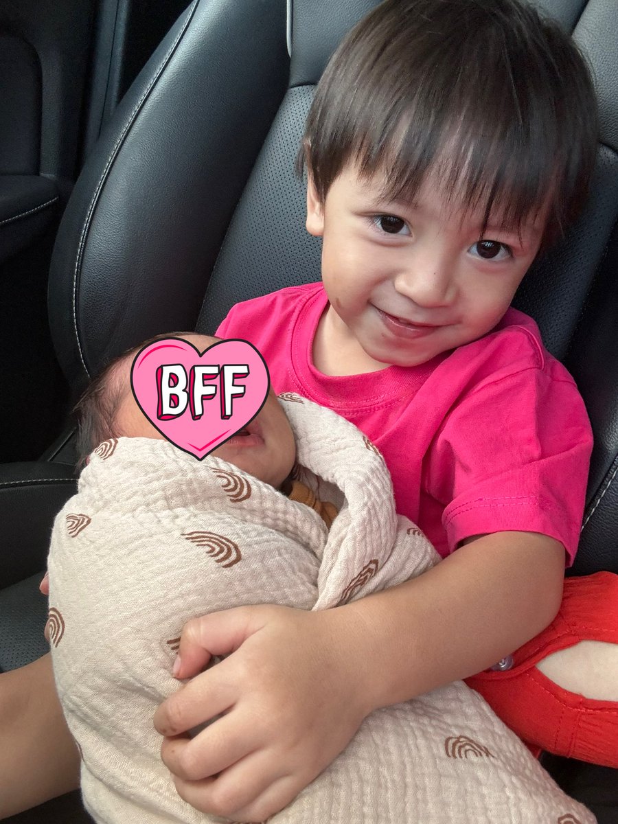 ali_salbiah's tweet photo. Alhamdulillah 2 org dh hero mummy ❤️😘😍 sik berasa 2 org dah anak 🥲 https://t.co/WSERxgpTHJ