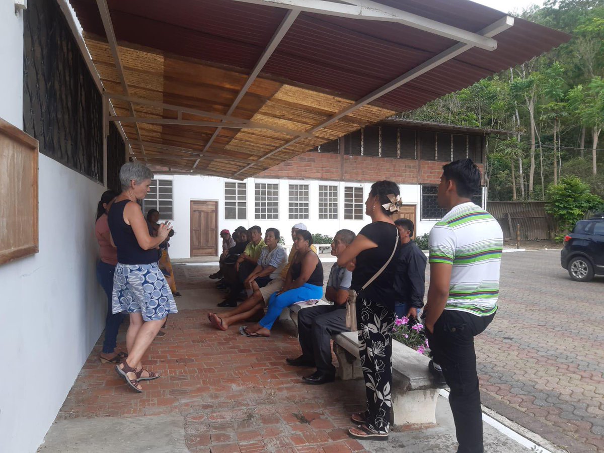 MUSCGlobalSurg's tweet photo. Our partner Cinterandes completed a successful mission to Manglaralto led by Dr. Edgar Rodas. The team provided surgical care for members of the community with Futuro Valdivia. McKay Meyer, a 4th year student in our program, had the opportunity to learn about mobile surgery. https://t.co/1HwqcdApaF