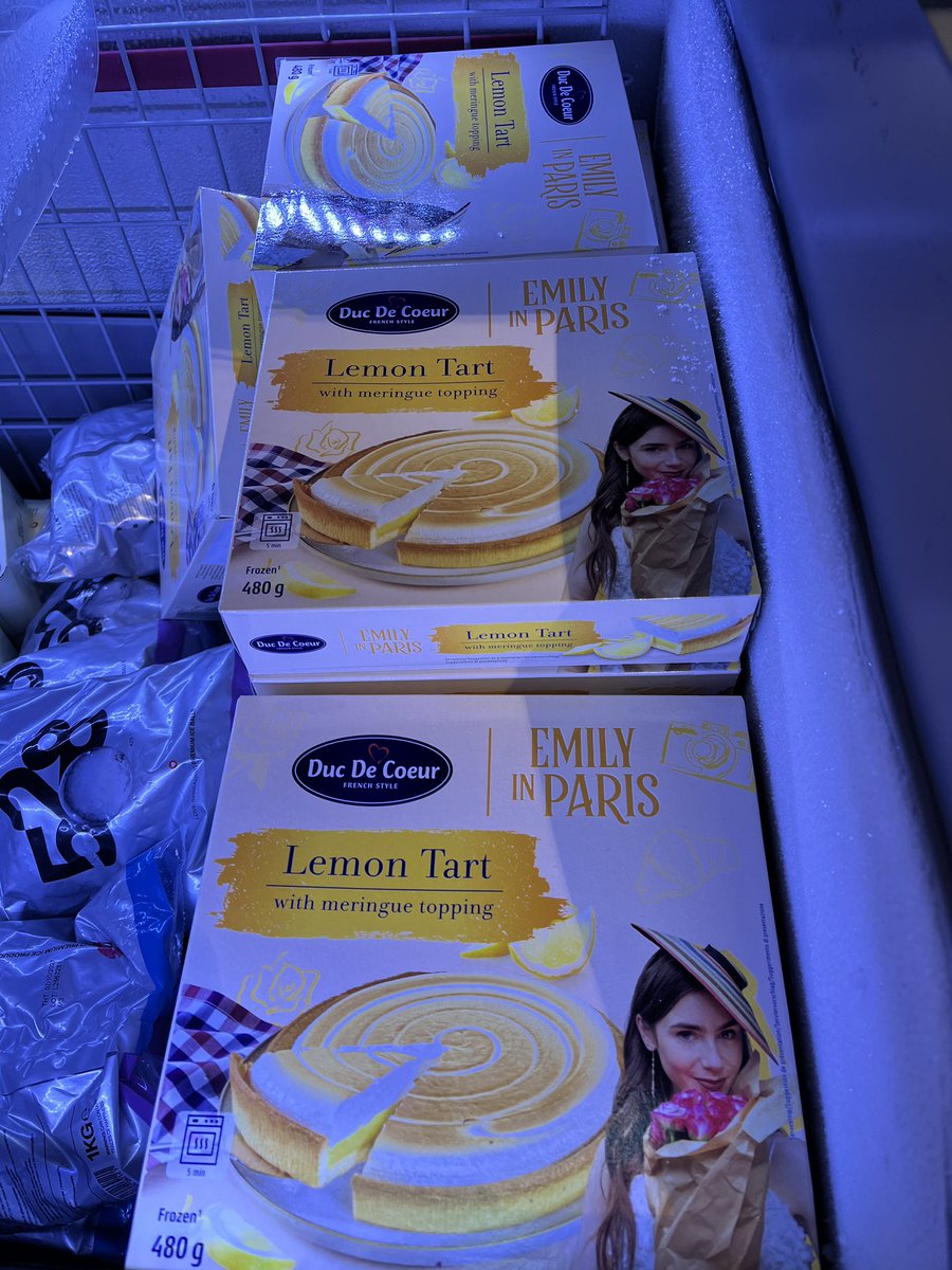 DogWithFlowers's tweet photo. What’s your favourite dessert? Mine would be the Limited Edition Emily in Paris Lemon Tart https://t.co/VH4n0knAkf
