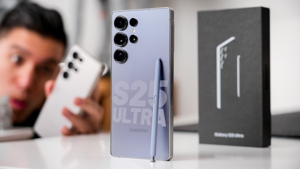 Crunched this one out since Galaxy Unpacked in San Jose. Review on the S25 Ultra!

youtube.com/watch?v=bTpxNx…