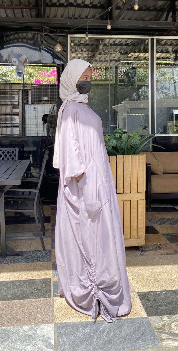 silhouette_ngr's tweet photo. Everyone, meet JIDDA, the perfect boubou for everyday style and comfort.
 Featuring a relaxed fit, pockets, and simple details that stand out, it’s a must-have for your wardrobe. 
Available in multiple colors at 17,500 Naira.
DM us now to order yours today. 

#SilhouetteNigeria https://t.co/0aiTiMgwgs