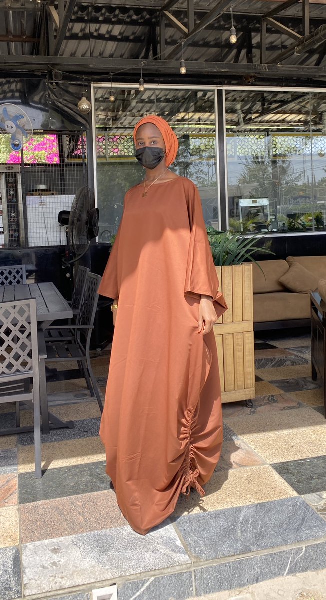 silhouette_ngr's tweet photo. Everyone, meet JIDDA, the perfect boubou for everyday style and comfort.
 Featuring a relaxed fit, pockets, and simple details that stand out, it’s a must-have for your wardrobe. 
Available in multiple colors at 17,500 Naira.
DM us now to order yours today. 

#SilhouetteNigeria https://t.co/0aiTiMgwgs