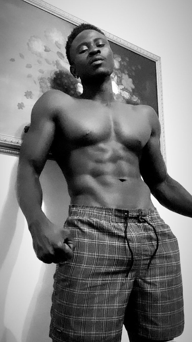 Backs23Lil's tweet photo. Me https://t.co/5xgsbR2ZOi