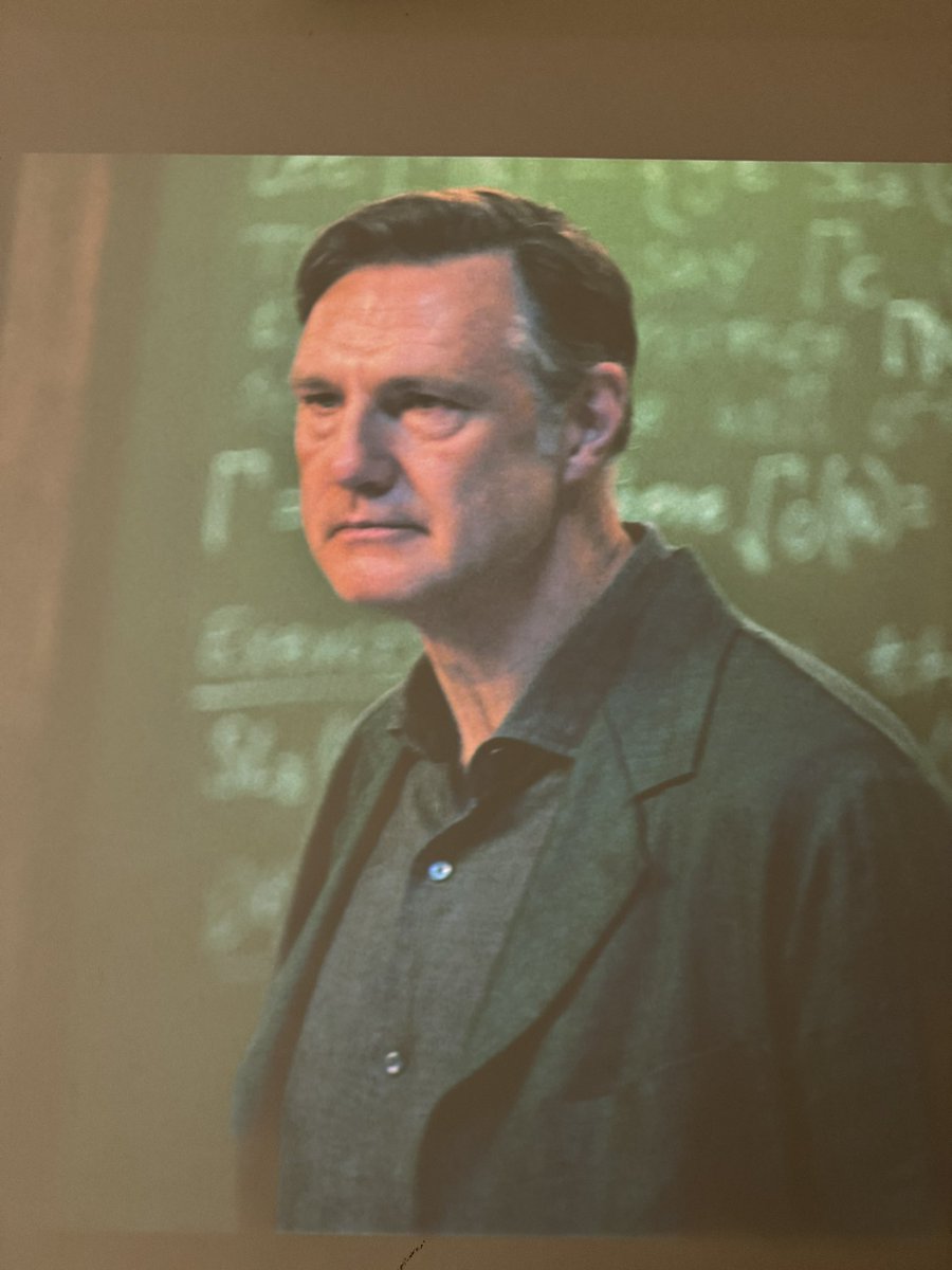 “Don’t wear the lanyard for this take, noone will notice “ 😄

Pretty sure it would be the college and not university as well…

#primetarget

<a href="/AppleTV/">Apple TV</a>