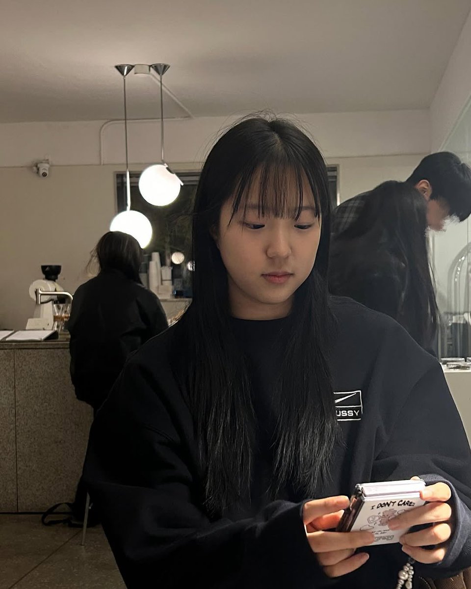 sybwave's tweet photo. 이렇게 이쁜 딸래미 있으면 진짜 나는 진짜진��� 이뻐했을 듯 https://t.co/r3f9bVBUeY
