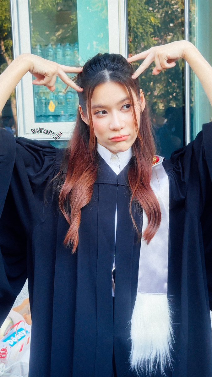 wjsnmathai's tweet photo. Meowwwwww
#earnpypp_
#EarnGraduation https://t.co/Vq38m2gFct