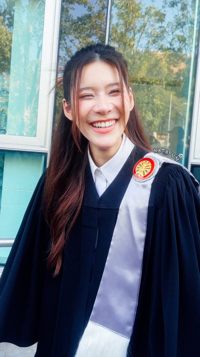 wjsnmathai's tweet photo. Meowwwwww
#earnpypp_
#EarnGraduation https://t.co/Vq38m2gFct