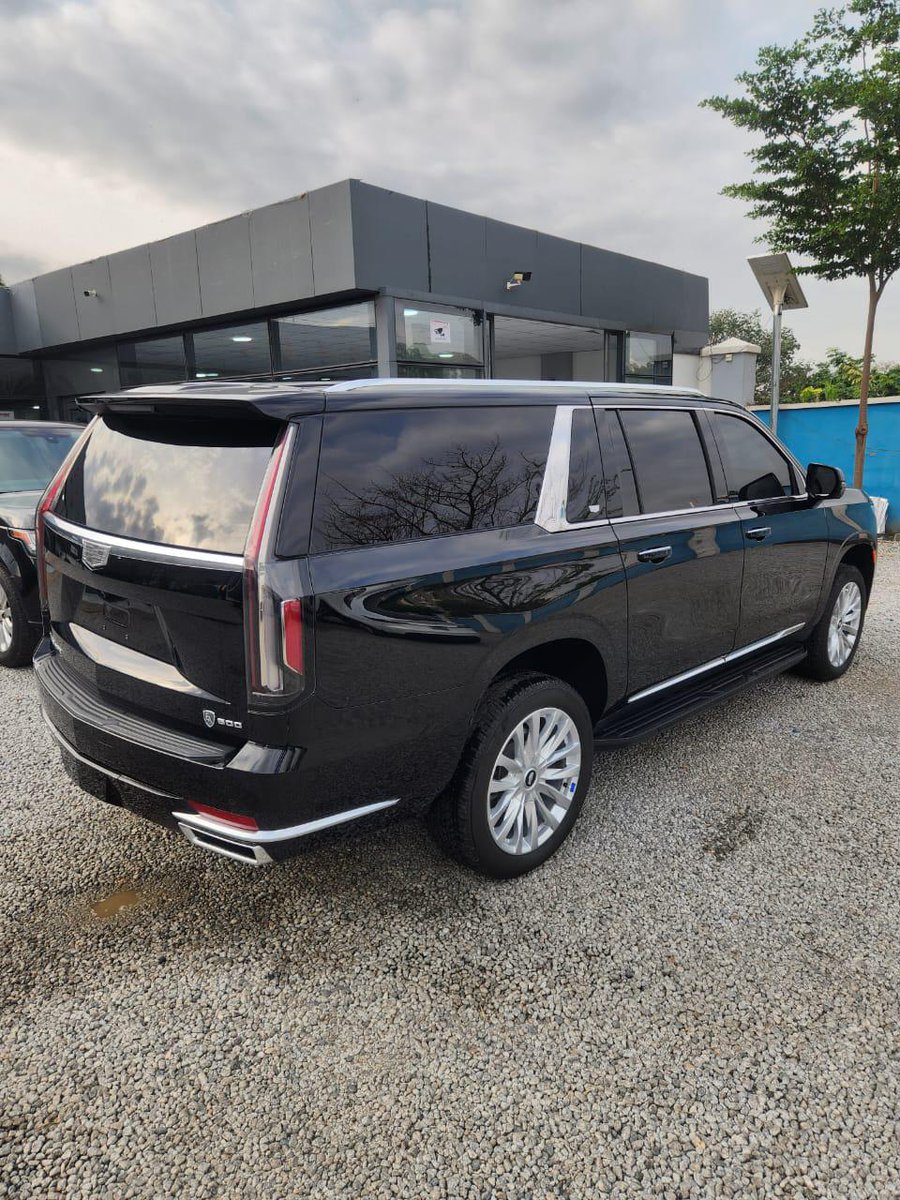 calebautos's tweet image. 2023
Escalade 600 Presidential
BrandNew . Bulletproof Fully Armoured. Euc and duty paid
#680M net 
Abuja
📞08169802279 WhatsApp Or DM 

Kindly Repost for Customers 
#AbujaTwitterCommunity #Lagos #carsales Jarvis Fantastic Four Tiwa Wizkid.