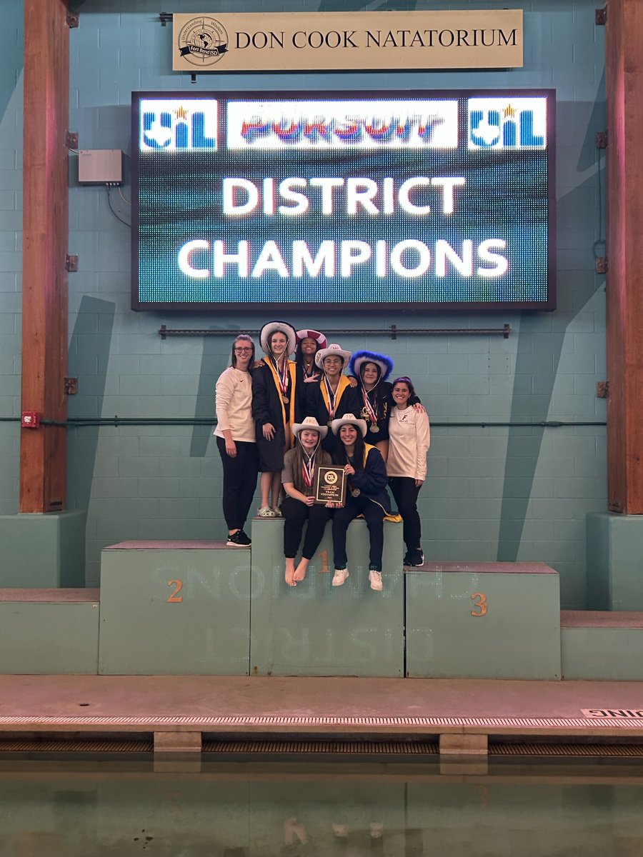 fhsgoldswim's tweet photo. SO incredibly proud of our swimmers yesterday. Girls were district CHAMPS and our boys came in 2nd!! Overall we have 11 swimmers moving on to regionals next weekend! https://t.co/vJuLPwgEk4