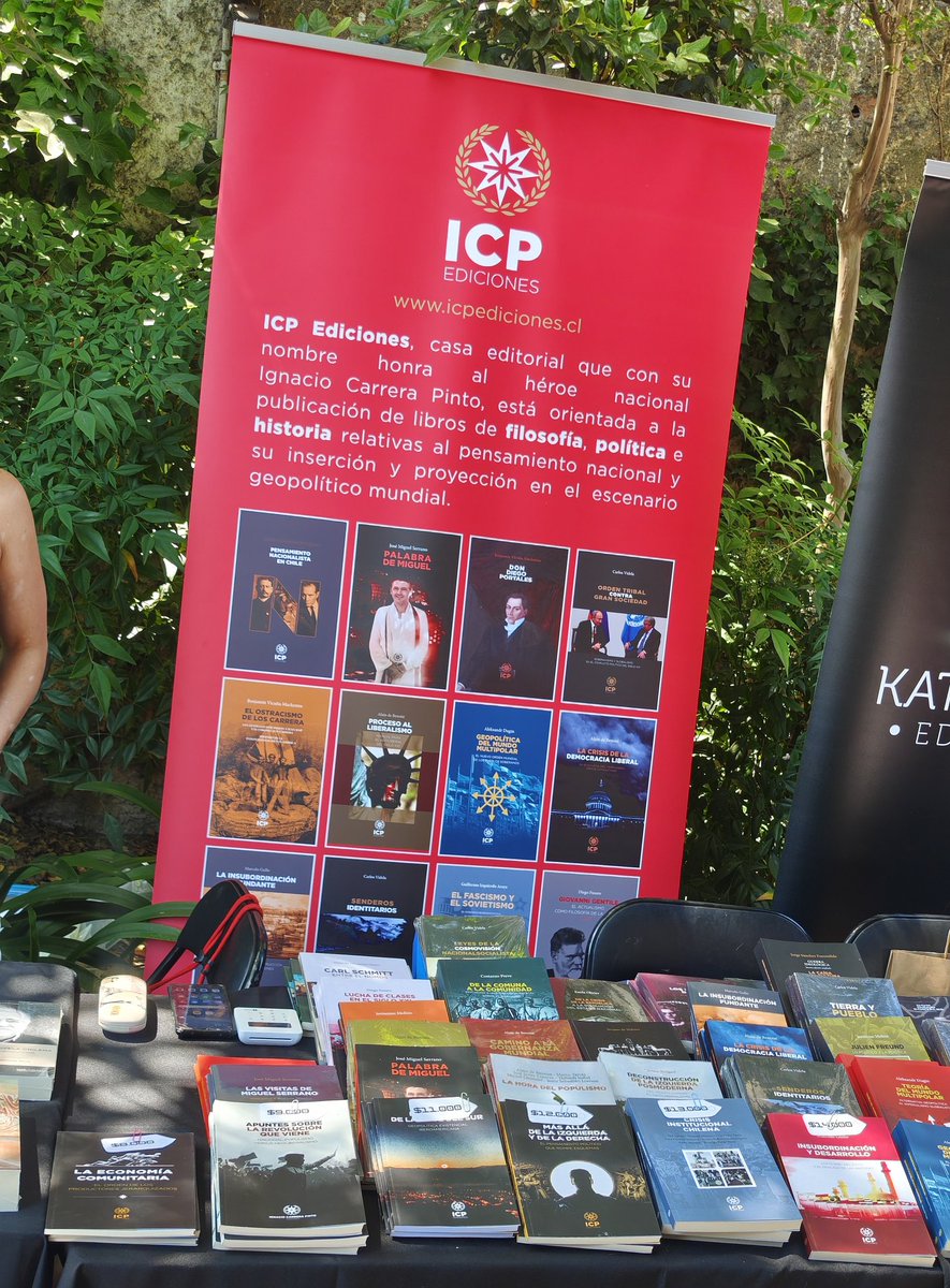 ICP_Ediciones's tweet photo. El soberanismo, el pensamiento emergente que está rompiendo los esquemas en el mundo está en Chile e #ICPEdiciones lo tiene disponible.
https://t.co/ZaUajgMPQ7 https://t.co/i2dNfobgKM