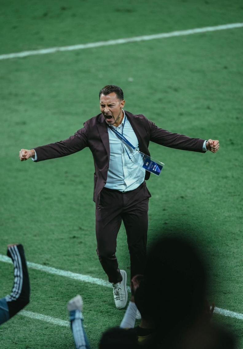 خماسيه مع 3 اهداف ملغيه
هذا شكل الاهلي الهجومي لما يستغل انصاف الفرص ويسجل👏🏻👏🏻
شكرًا ماتياس صنعت من اللاشيء شيء💚
.
#الاهلي_الرياض