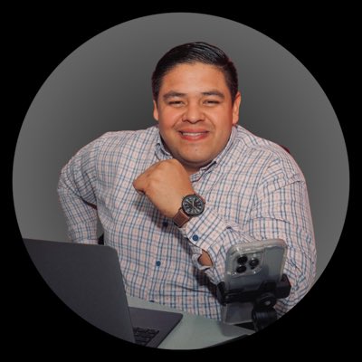 ObedAvilaa's tweet photo. #NuevaFotoDePerfil https://t.co/e3JDQvnrD8