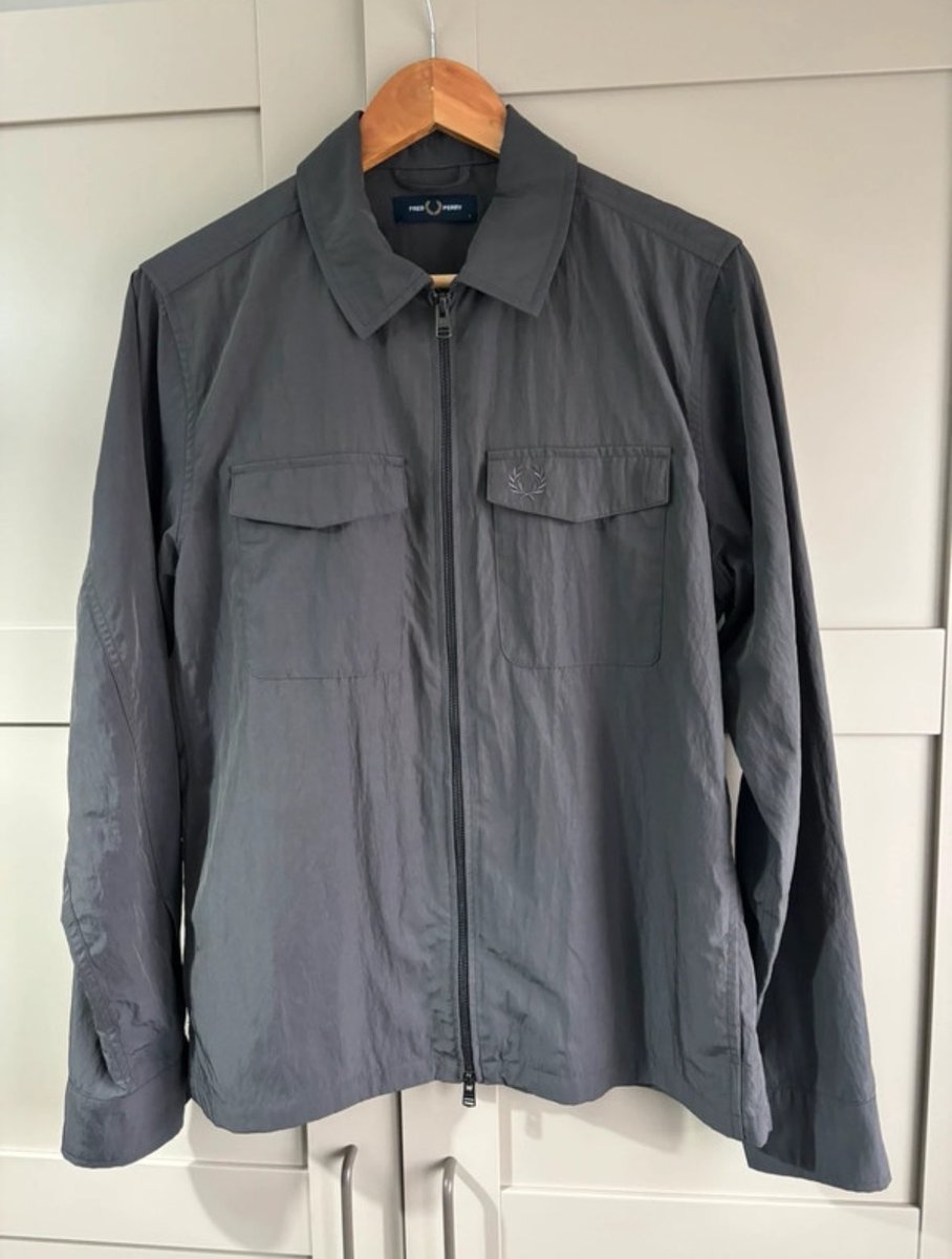 billymuggins's tweet photo. @adiFamily_ Fred Perry overshirt. Size small. 

Cost me £140 and only worn it to try on. £65 inch postage. https://t.co/ACYa8ZmSEb