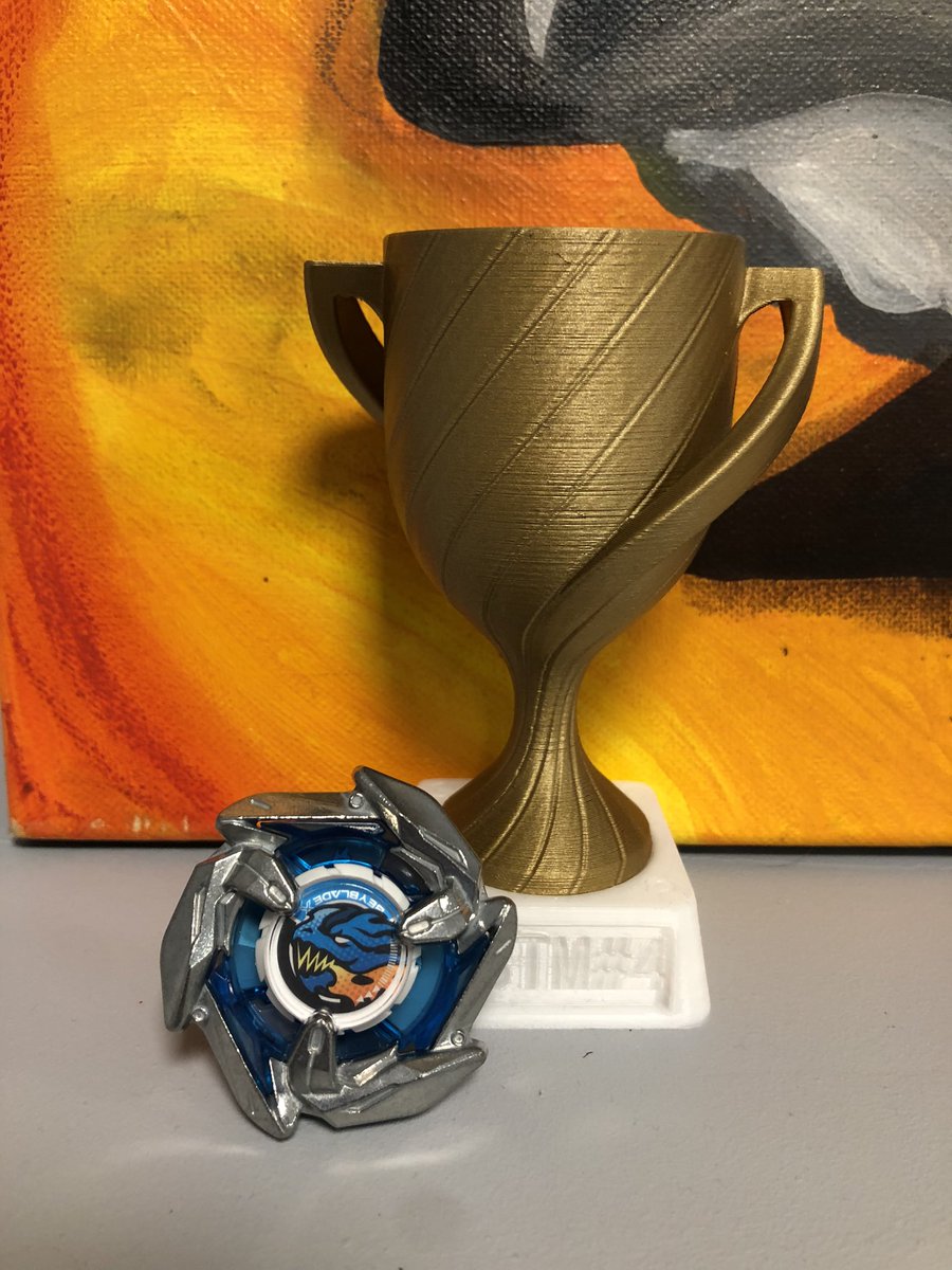 Liliam_BD18's tweet image. Aujourd’hui c’était mon tout premier BBT et j’en sort vainqueur !
Premier champion de l’année au BBT Marseille
J’suis grave content de ma performance ✨✨✨

#BEYBLADEX #bbt