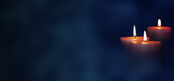 NaczelnaL's tweet photo. 🕯️ Z głębokim smutkiem całe środowisko lekarskie przyjęło wiadomość o tragicznej śmierci naszego Kolegi ratownika medycznego z Siedlec, który stracił życie kiedy kierując się swoim powołaniem, śpieszył z pomocą potrzebującym.

Łączymy się w bólu z rodziną, bliskimi oraz współpracownikami. Jego oddanie i profesjonalizm na zawsze pozostaną w naszej pamięci.

Jednocześnie mamy nadzieję, że ta tragedia otworzy oczy wszystkim na problemy i niebezpieczeństwa związane z pracą w ratownictwie medycznym i spowoduje wprowadzenie pilnych zmian w prawie koniecznych aby takie sytuacje nie mogły mieć więcej miejsca.

W imieniu lekarzy i lekarzy dentystów,
Wiceprezes Naczelnej Rady Lekarskiej
Klaudiusz Komor