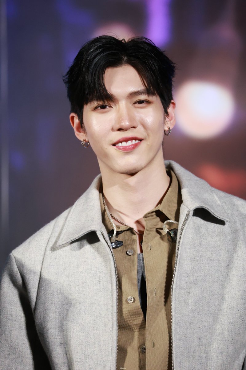 monnieeeee_0318's tweet photo. 💛💛💛
-
@tnbau1 
-
#Perfect10LinersEP14
#aou_tnbknr https://t.co/n3ONLPtiMZ