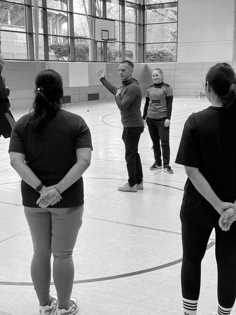 Day 2 with the German Women’s Cricket Team 🏏💪 From Darmstadt to Hannover for coaching &amp; assessments.

James &amp; Ali putting the team through their paces, while Josh &amp; myself capture it all for the vlog 🎥🔥.

Loving the energy! #CricketMatters #OnTheRoad