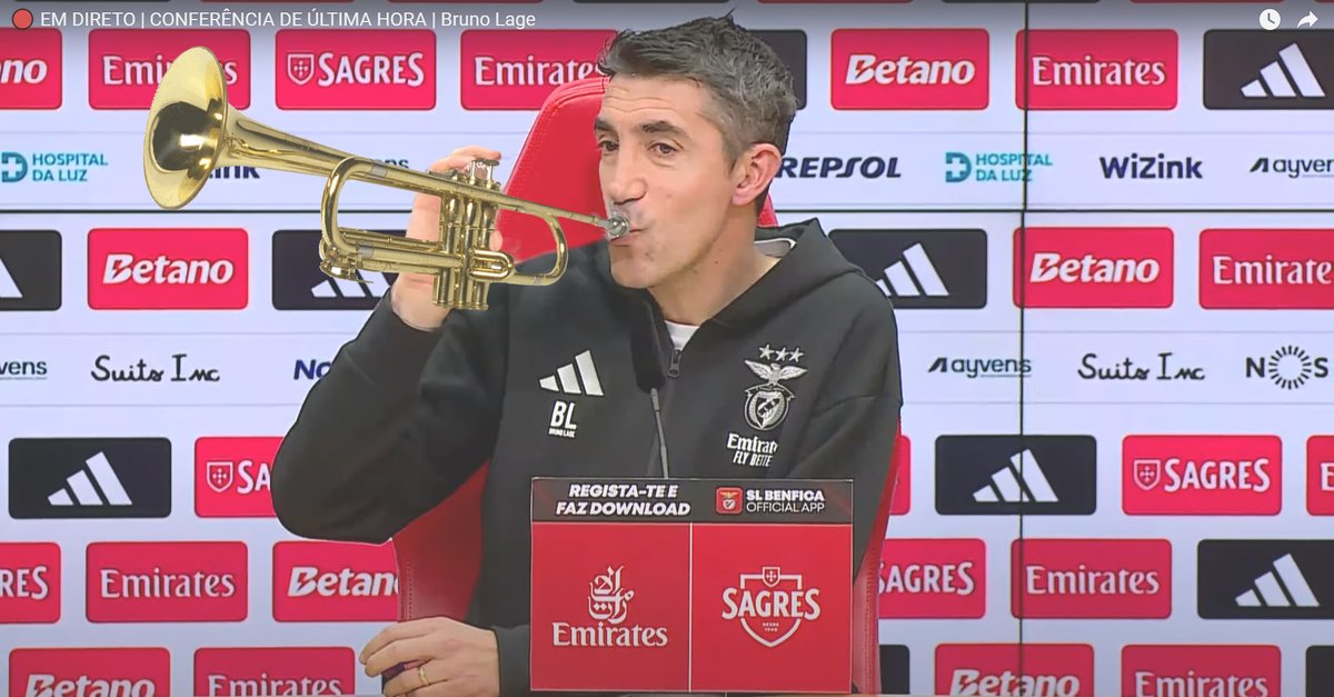- E o que tem a dizer do aúdio?
- Ora bem, eu e o nosso presidente Pon Pon Poooon Pon Tuuuu Tuu Foooon Fon Fonnnn
