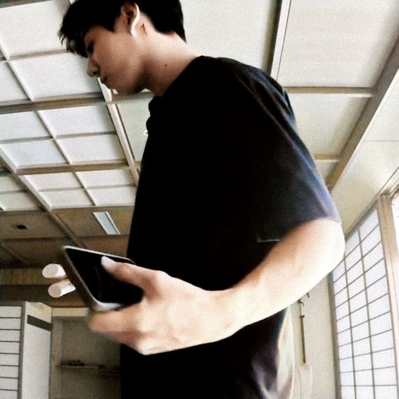 jeonlver97_'s tweet photo. Boyfriend 🖤 https://t.co/Q9qi6T4M4T