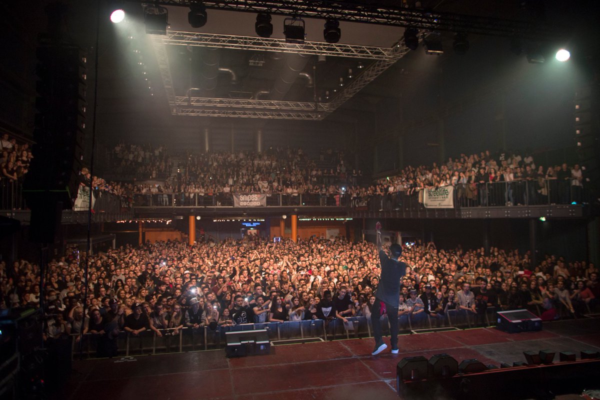 Kid_Ink's tweet photo. 7 days til Europe! #WHEELSUPTOUR π« https://t.co/v0cE3fFUmc