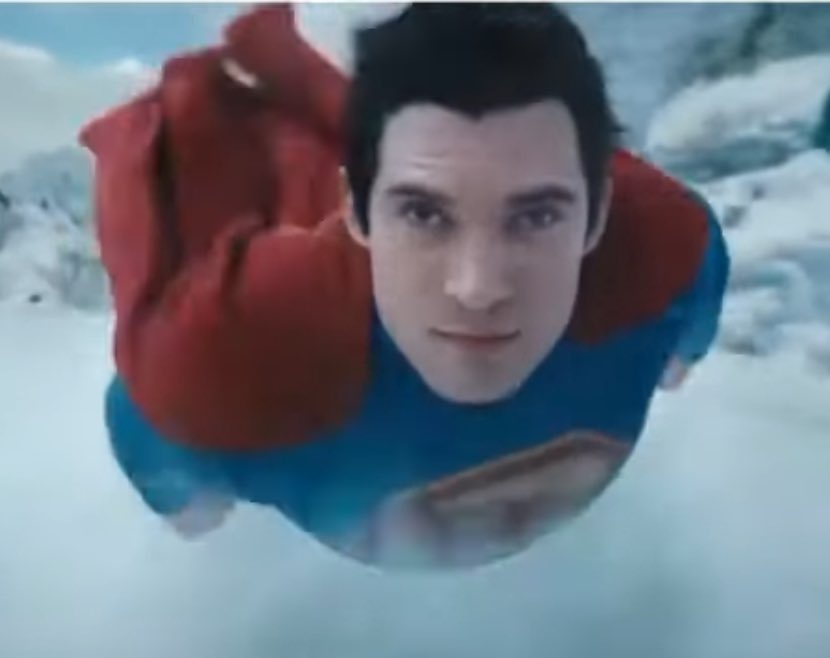 JustAkbar's tweet photo. David Corenswet’s Superman flying #superman #jamesgunn #davidcorenswet #... https://t.co/eOI1hE5yBd via @YouTube https://t.co/03lI3oZ6a3