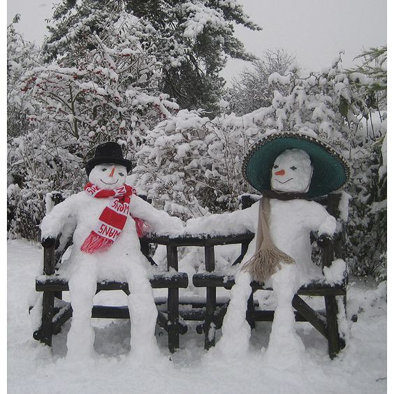 PKEdenAuthor's tweet photo. Sunday funnies! Which one is your favorite?
#snowman #snowwoman #punkrock #upsidedown #snowcouple #snowkid #TheMirrorbyPKEden #TheWildRosePress https://t.co/RMFlqDW5X1
📷https://t.co/2ehxsTQpYw https://t.co/PjFmH9U01n
