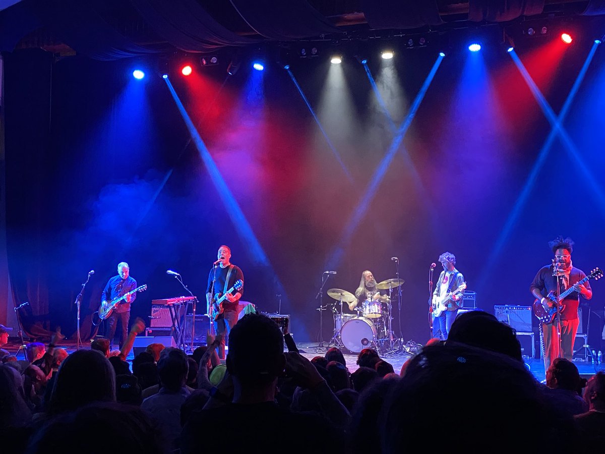 77yanks's tweet photo. Awesome show by @tedleo &amp; The Pharmacists last night in Denver!  The entire classic album Shake the Sheets. Bonus cover of an @lisaoneillmusic song. #tedleo #lisaoneill #shakethesheets https://t.co/MkrgAu2ytl