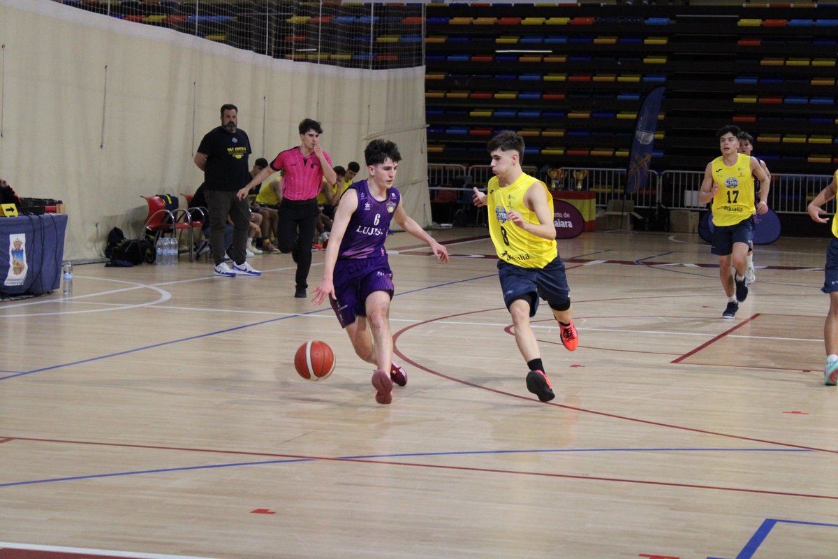 fbclm's tweet photo. #LigaUCLM 🚹| Final Q2🏆FINAL
🏀 @GuadaBasket  42-27 @Talavera_Basket    
💻Enlace Streaming👇
🔗https://t.co/c44CH4ZPTs
📊STATS by @SwishAllHoops 
#PasionXBasketCLM #CopaUCLM https://t.co/XrbrUBn7IC