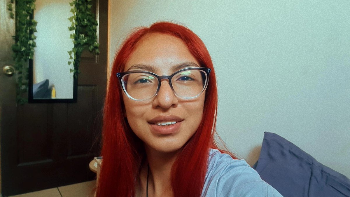 Gbymes's tweet photo. Por qué carajos no me teñí en este color antes? 🥰🫣 https://t.co/O7fefRWGFm