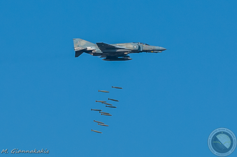 MyronGian's tweet photo. F-4E Phantom II of 338Sqn "Ares" at work releasing 12 bombs
.
My contribution for day 26 #bomber of #KAPhotoChallenge 
.
#ΠΑ #πολεμικήαεροπορία #338ΜΔΒ #Άρης #φαντομ #βομβαρδισμός #Αναχαίτιση #HAF #hellenicairforce @HAFspokesperson  #338sqn #Ares #phantom #f4phantom2 https://t.co/FAeCZSGmon