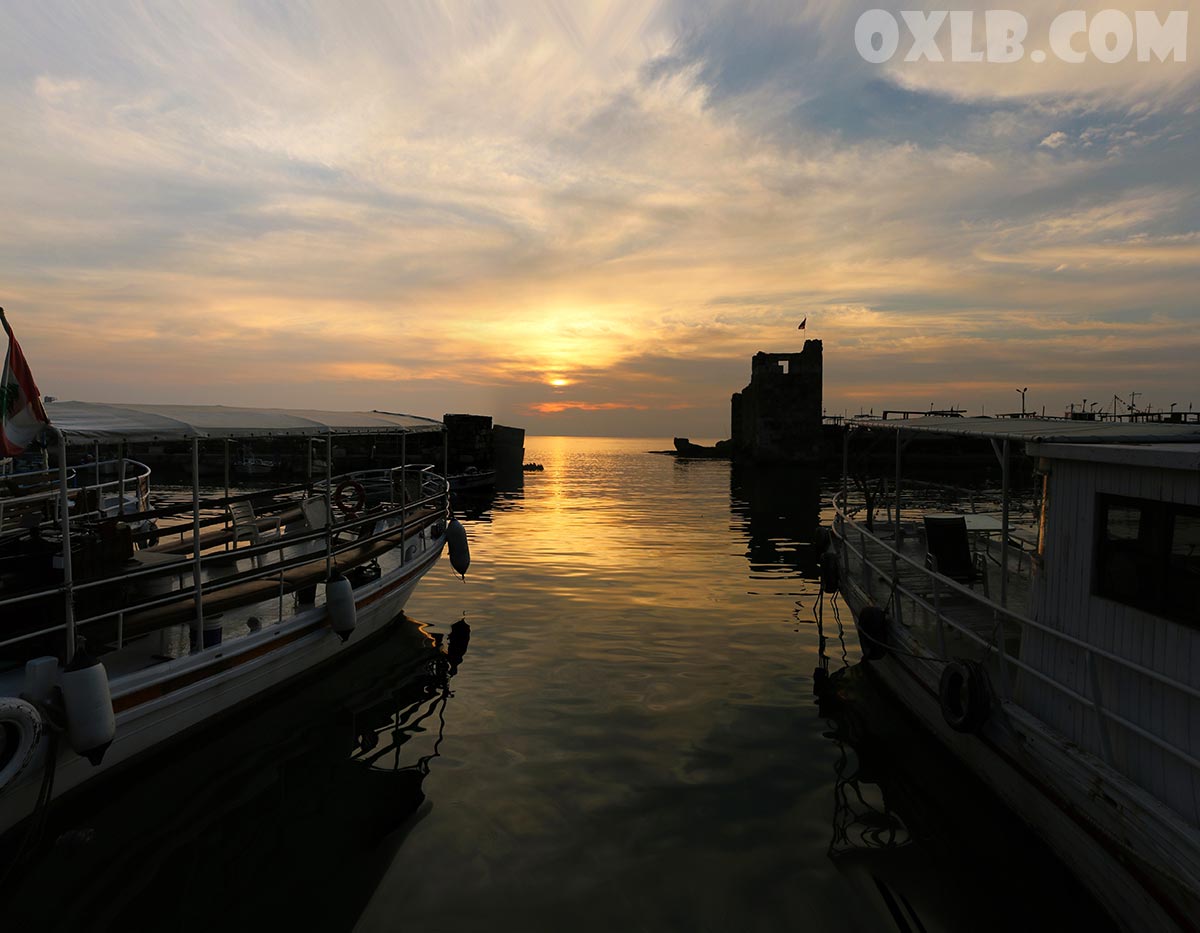 onefineart's tweet photo. The harbour of Jbeil Byblos at sunset - Available in poster prints from our collection of posters of landscapes of Lebanon https://t.co/GXMWRQ36Dn
#lebanon #lebanonposters #landscapeposter #postercollection #posterprint #jbeilbyblos #posterlandscape #landscapeposter #lebanonposter
