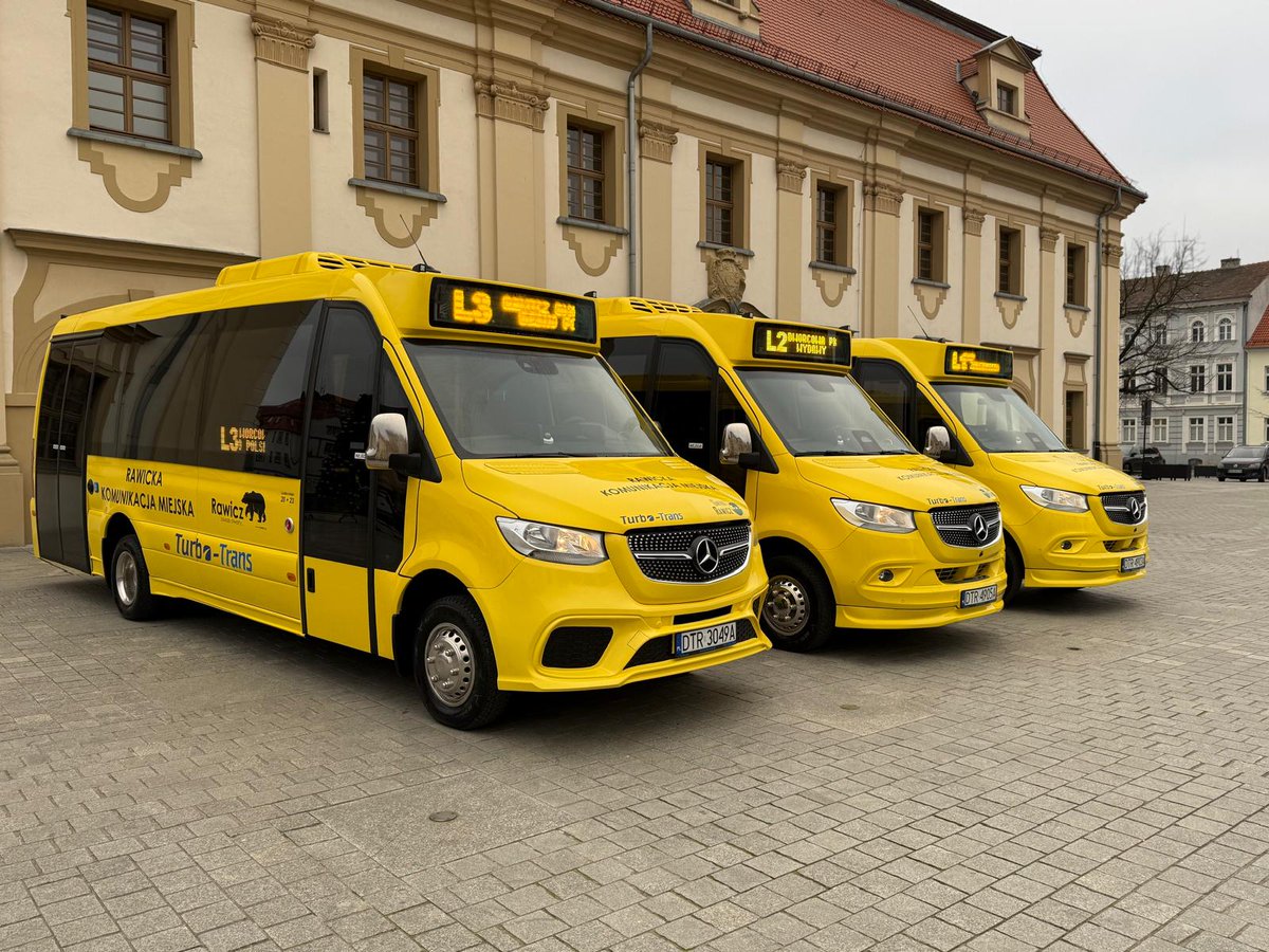 TransInfo_pl's tweet image. 🚌🇵🇱    W 2025 to firma Turbo-Trans obsługuje rawicką komunikację miejską. Pod ten kontrakt zakupiono  trzy  autobusy od Mercusa, które już są na trasach  - w tym jednej nowej. #Rawicz #TurboTrans #KomunikacjaMiejska #Mercus #TransportPubliczny #Autobusy transinfo.pl/infobus/turbo-…
