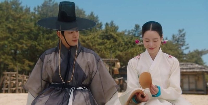 woolfiebearr's tweet photo. The tale of lady ok was a masterpiece!⭐⭐⭐⭐⭐ beautiful &amp; well written story with a perfect plot 🫶🏻 i love this kind of sageuk kdrama 🤍 

#TheTaleOfLadyOkEp16
#TheTaleOfLadyOk https://t.co/AoqSJ1ii3S