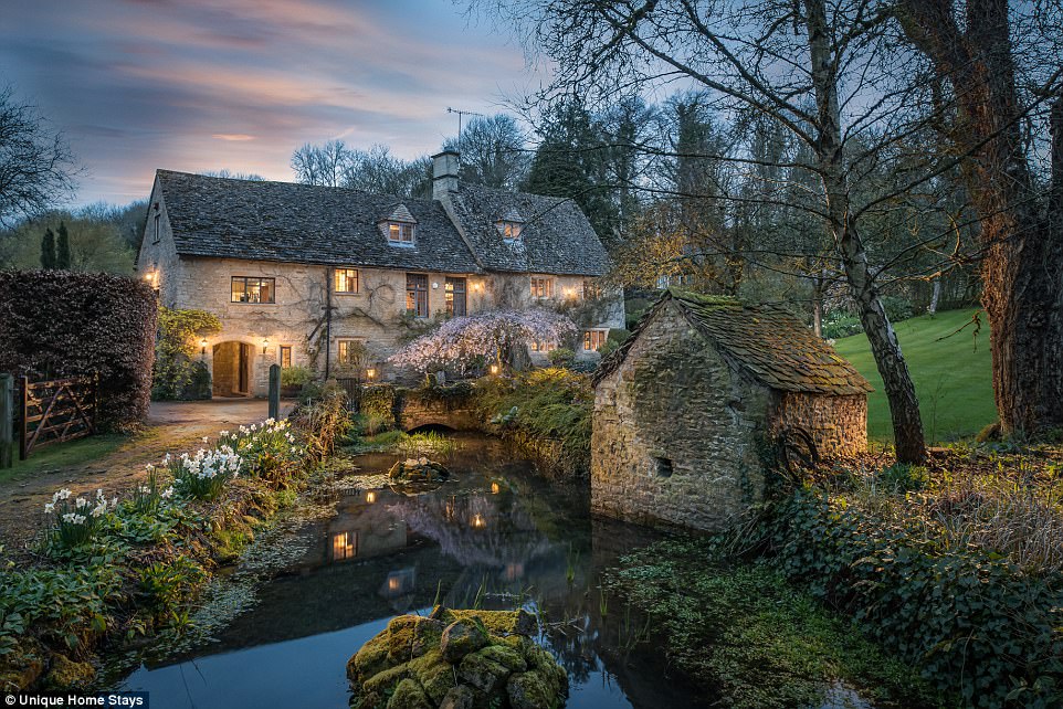 Stone Cottage in the Cotswold's. England. NMP.
