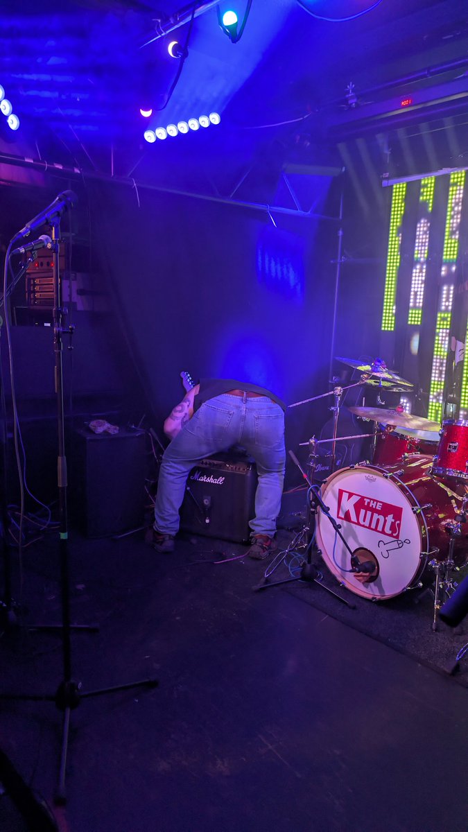 barrygwilliam's tweet photo. @kuntandthegang @MrJels @Truebluejock @intheeighties @knnthfinnegan @stuwhiffen Some would say perfectly formed!!! https://t.co/rHwpY9Y2Ux