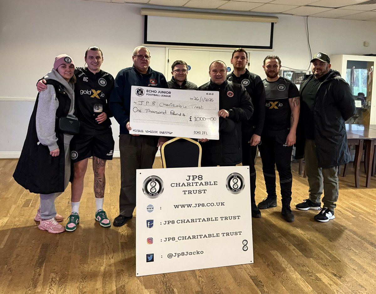 Jp8Jacko's tweet photo. A Huge JP8 thank you to the @echoleague  and Michael from Valance Utd who put us forward for a donation The £1000 will be kept solely for our sports for kids campaigns. Another huge thank you to the JP8 fc lads for the support @jp8_fc @MBSPORTSSOCIAL1 @mickyblue13 https://t.co/Rj6Gyd3LIF