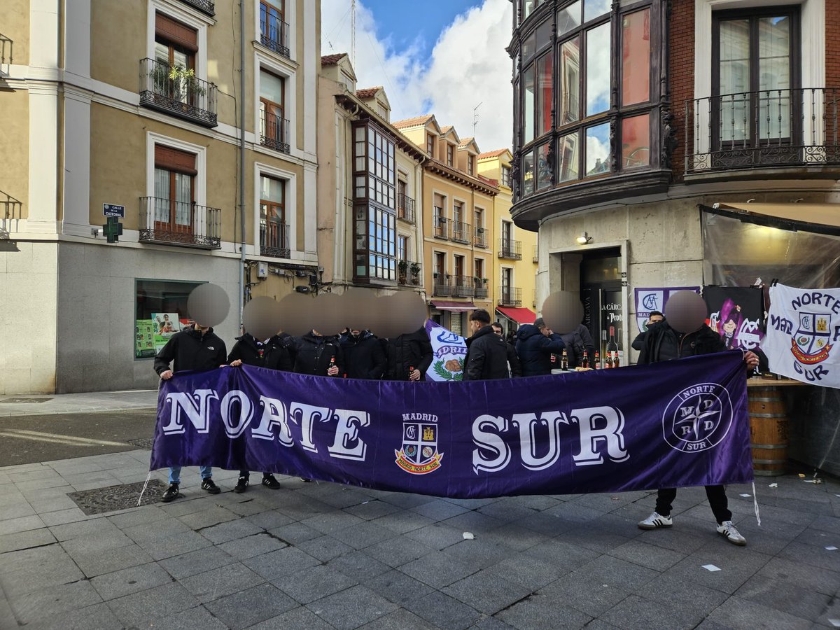 De paseo por  Pucela. Garcías a nuestros amigos del mesón Don Enrique y su peña por la acogida y trato. 💪