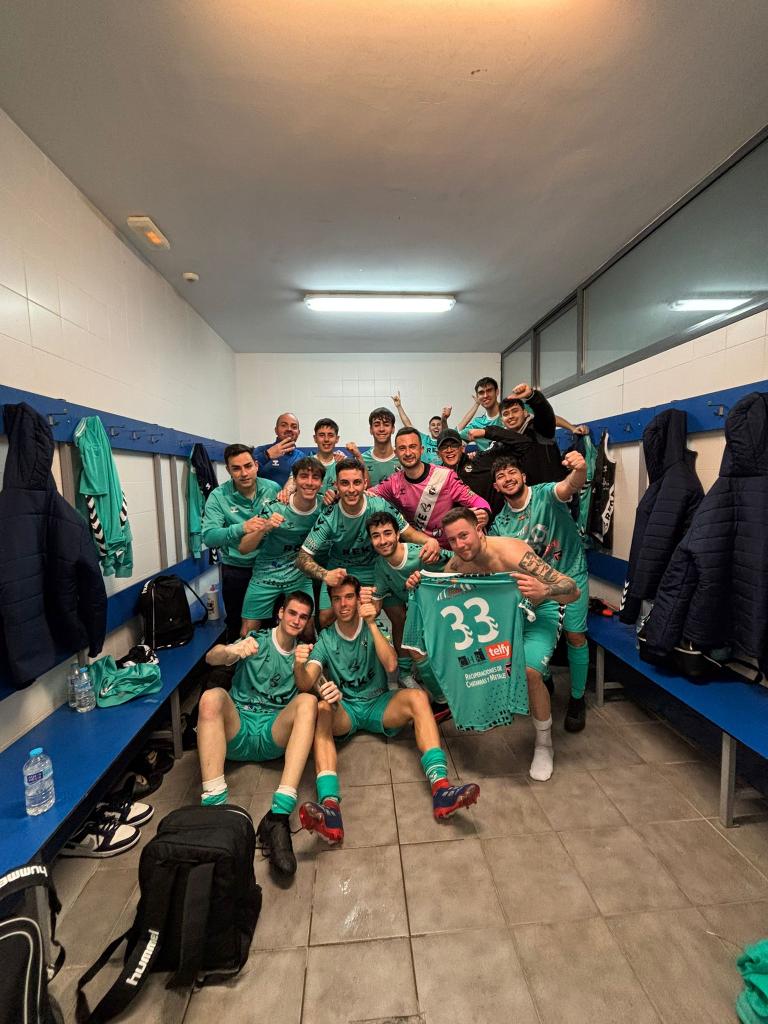 screquena1928's tweet photo. El #SCRequena B jsha ganado 1-3 al @JuventudManisense B
⚽️Juan
⚽️Sergio Herrero
⚽️Nico https://t.co/JoZSXKZuZu