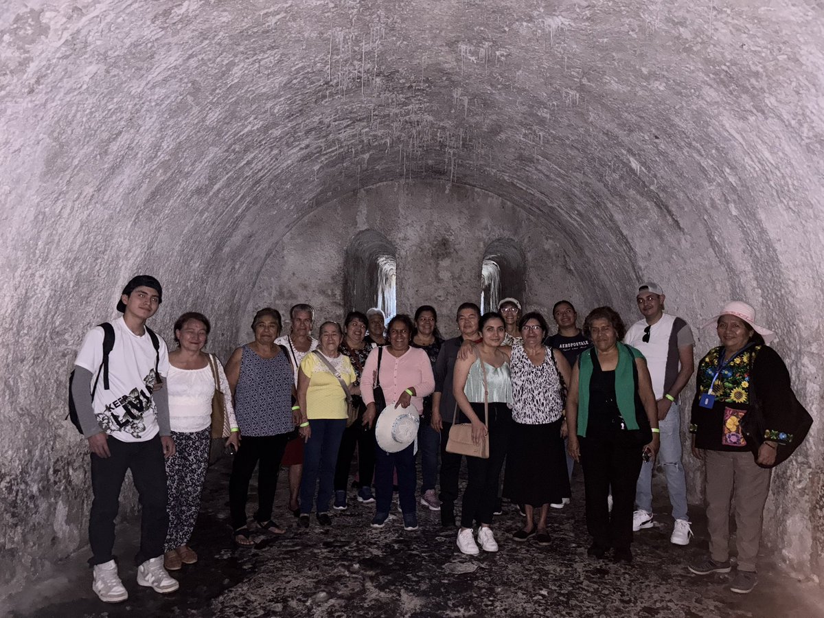 de_ejea's tweet photo. #Prisioneros #Visitantes #Conociendo la #Fortaleza de #SanJuandeUlua #selfiedelrecuerdo #graciasporsuvisita #guiasdeturistasejeaveracruz #elizabethaburto 👍 https://t.co/Nz8odNtQ22