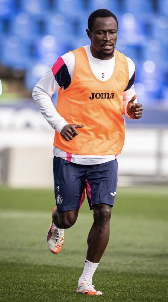 Poco se habla de el partidazo de este hombre 

DON DJENE DAKONAM🇹🇬