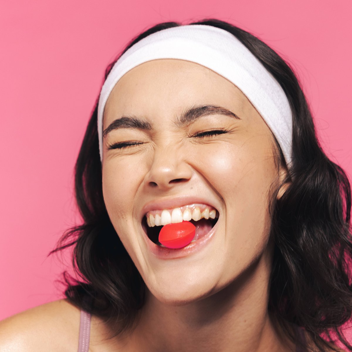 jigglydotcom's tweet photo. MYTH 👻
Creatine is only for bodybuilders and makes you bloated

FACT 🔬
Creatine improves strength, endurance, and bone health for men AND women of all ages and body types, proven by 500+ peer-reviewed studies

Jiggly gummies make creatine safe, easy, and tasty for everyone 💕