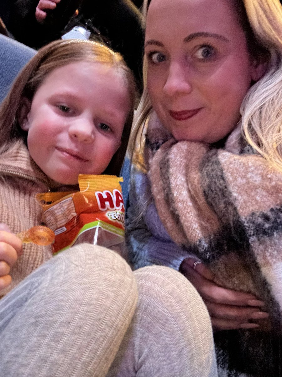 Fleur and I loved watching <a href="/Plymkids/">Jo McCarthy</a> Beauty &amp; the beast show at the Theatre Royal on Friday 🥀 It was so lovely to see so many Hele’s students on stage ❤️